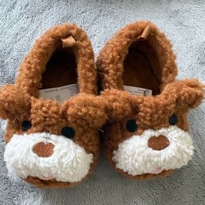 Wonder Nation Brown Bear Kids Slippers